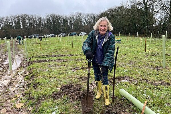 Tessa planting trees